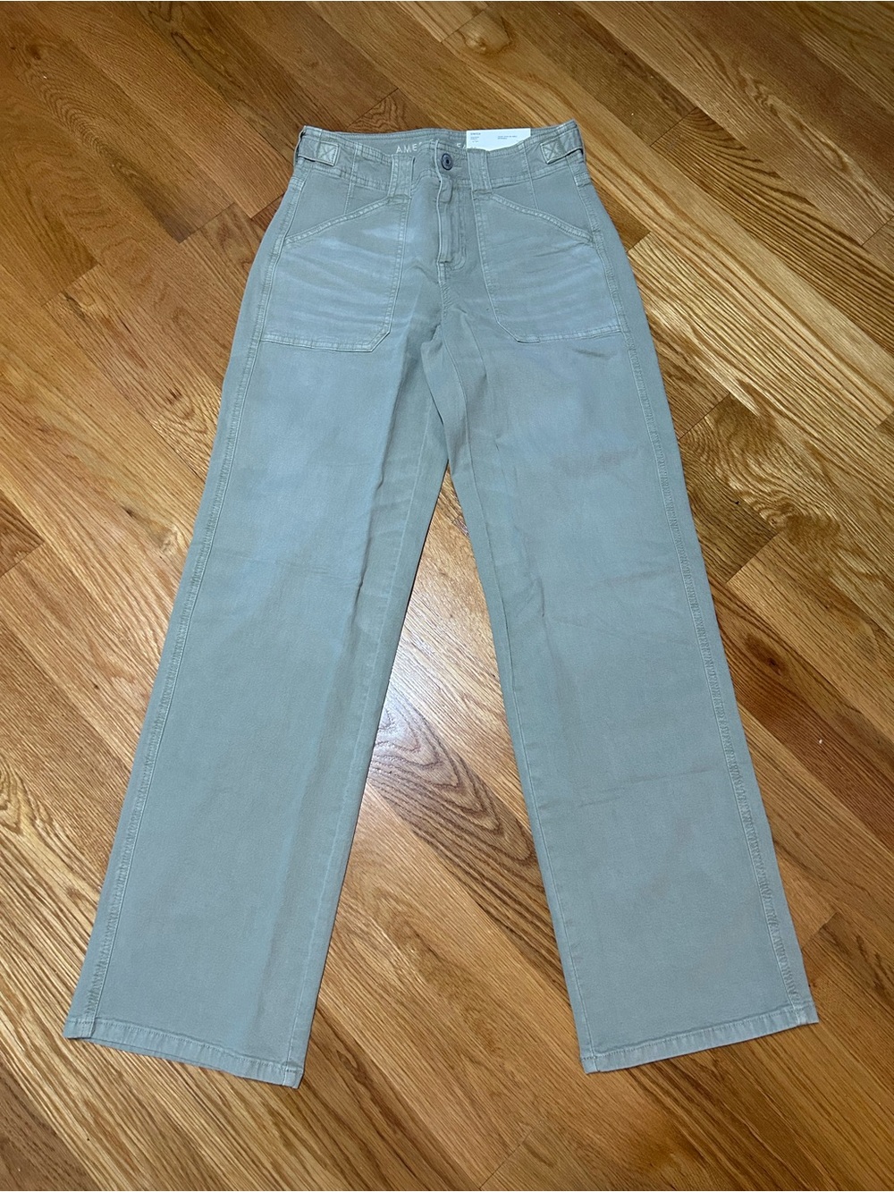 American Eagle Outfitters Stovepipe Jeans in Light olive
